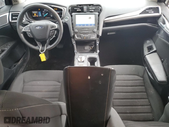 2020 Ford Fusion SE with VIN 3FA6P0HD3LR180422, listed as a Copart auction lot 52022875 with 41,981 mi miles and Clean Title. Bid and sale history available at DreamBid. Image 8.