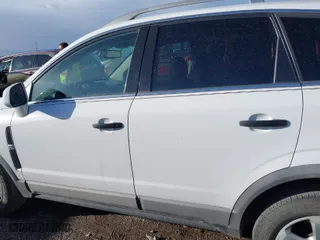 2014 Chevrolet Captiva Sport Fleet LS with VIN 3GNAL2EK7ES621566, listed as a IAAI auction lot 41624388 with 113,551 mi miles. Bid and sale history available at carsss.com. Image 14.
