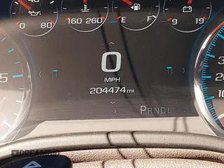 2017 GMC Yukon XL Denali with VIN 1GKS2HKJ5HR355961, listed as a IAAI auction lot 41509991 with 204,474 mi miles. Bid and sale history available at carsss.com. Image 16.