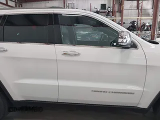 2016 Jeep Grand Cherokee Limited with VIN 1C4RJFBG2GC490483, listed as a IAAI auction lot 42596513 with 113,937 mi miles and . Bid and sale history available at DreamBid. Image 13.