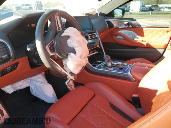 2020 BMW M8 Competition z VIN WBSGV0C05LCE73273, wystawiony jako Copart lot #70400342 z przebiegiem Nie podano mil oraz . Historia ofert i sprzedaży dostępna na DreamBid. Obrazek 7.