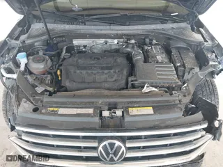 2022 Volkswagen Tiguan SE with VIN 3VV2B7AX5NM118400, listed as a IAAI auction lot 41664009 with 85,101 mi miles. Bid and sale history available at carsss.com. Image 10.