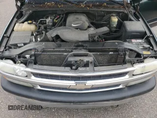 2001 Chevrolet Suburban LT with VIN 3GNFK16T31G255502, listed as a Copart auction lot 64703614 with 0 mi miles and Clean Title. Bid and sale history available at carsss.com. Image 12.