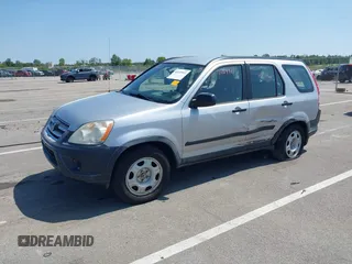 2005 Honda CR-V LX with VIN JHLRD78535C050081, listed as a IAAI auction lot 40169911 with 132,177 mi miles. Bid and sale history available at carsss.com. Image 17.
