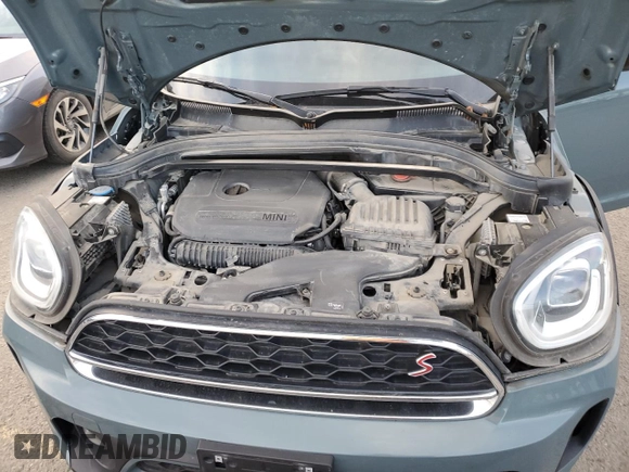 2021 MINI Countryman Cooper S with VIN WMZ83BR07M3M70345, listed as a Copart auction lot 84905614 with 42,000 mi miles and Salvage title. Bid and sale history available at DreamBid. Image 11.