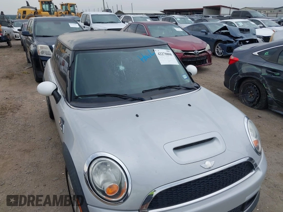 2013 MINI Hardtop S with VIN WMWSV3C5XDT476311, listed as a IAAI auction lot 42278808 with 101,646 mi miles and . Bid and sale history available at DreamBid. Image 6.