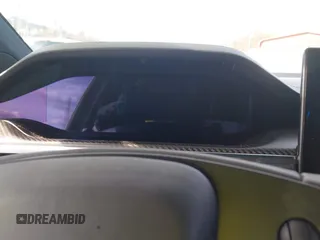 2022 Tesla Model X Plaid z VIN 7SAXCBE6XNF358023, wystawiony jako IAAI lot #41683857 z przebiegiem 42 821 mil mil oraz . Historia ofert i sprzedaży dostępna na DreamBid. Obrazek 7.