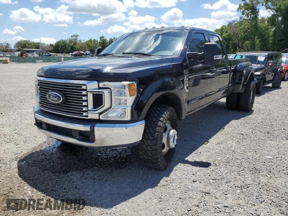 2021 Ford F-350 XL z VIN 1FT8W3DT0MED03277, wystawiony jako Copart lot #56975175 z przebiegiem 118 699 mil mil oraz Szkoda całkowita • Salvage title. Historia ofert i sprzedaży dostępna na DreamBid. Obrazek 2.