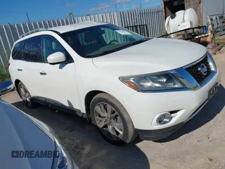 2014 Nissan Pathfinder S with VIN 5N1AR2MM1EC710772, listed as a IAAI auction lot 42582893 with 154,229 mi miles and . Bid and sale history available at DreamBid. Image 1.