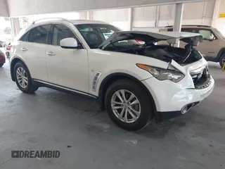2015 Infiniti QX70 z VIN JN8CS1MU9FM380276, wystawiony jako IAAI lot #42356021 z przebiegiem 98 589 mil mil oraz . Historia ofert i sprzedaży dostępna na DreamBid. Obrazek 1.