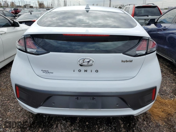 2021 Hyundai Ioniq Limited z VIN KMHC05LC2MU255940, wystawiony jako Copart lot #60332364 z przebiegiem Nie podano mil oraz Szkoda całkowita • Salvage title. Historia ofert i sprzedaży dostępna na DreamBid. Obrazek 6.