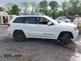 2018 Jeep Grand Cherokee High Altitude z VIN 1C4RJECG0JC223424, wystawiony jako IAAI lot #42116920 z przebiegiem 122 884 mil mil oraz . Historia ofert i sprzedaży dostępna na DreamBid. Obrazek 12.
