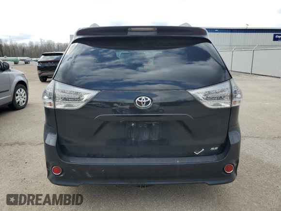 2015 Toyota Sienna SE with VIN 5TDXK3DC1FS562882, listed as a Copart auction lot 51804865 with 488,302 mi miles and Clean Title. Bid and sale history available at carsss.com. Image 6.