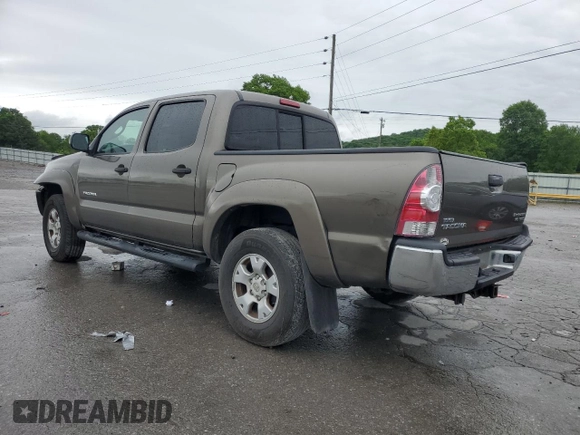 2011 Toyota Tacoma PreRunner z VIN 3TMJU4GN5BM110639, wystawiony jako Copart lot #54713325 z przebiegiem 270 856 mil mil oraz Czysty tytuł • Clean title. Historia ofert i sprzedaży dostępna na DreamBid. Obrazek 2.