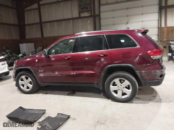 2018 Jeep Grand Cherokee Laredo E with VIN 1C4RJFAG9JC359284, listed as a IAAI auction lot 41032232 with 163,679 mi miles. Bid and sale history available at carsss.com. Image 14.