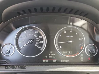2013 BMW 5 Series 528i with VIN WBAXG5C51DD231693, listed as a Copart auction lot 53683555 with 86,460 mi miles and Salvage Title. Bid and sale history available at carsss.com. Image 9.