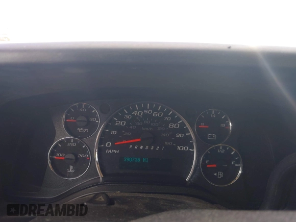2008 Chevrolet Express Passenger z VIN 1GAGG25K481208039, wystawiony jako IAAI lot #42065395 z przebiegiem 390 738 mil mil oraz . Historia ofert i sprzedaży dostępna na DreamBid. Obrazek 7.