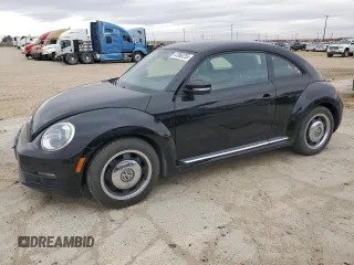 2012 Volkswagen Beetle 2.5L PZEV with VIN 3VWJP7AT7CM636124, listed as a Copart auction lot 47066255 with 99,061 mi miles and Salvage title. Bid and sale history available at DreamBid. Image 1.