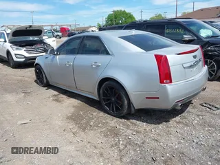 2012 Cadillac CTS Performance z VIN 1G6DJ5E31C0101165, wystawiony jako IAAI lot #42314189 z przebiegiem 157 313 mil mil oraz . Historia ofert i sprzedaży dostępna na DreamBid. Obrazek 3.
