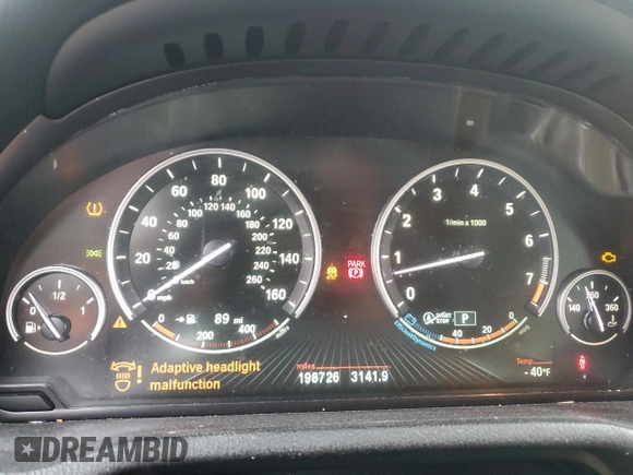 2016 BMW X4 xDrive35i z VIN 5UXXW5C59G0N91956, wystawiony jako Copart lot #84285934 z przebiegiem 198 726 mil mil oraz Szkoda całkowita • Salvage title. Historia ofert i sprzedaży dostępna na DreamBid. Obrazek 9.