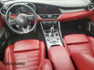 2021 Alfa Romeo Giulia Ti z VIN ZARFANBN5M7643959, wystawiony jako Copart lot #48424255 z przebiegiem 62 075 mil mil oraz Szkoda całkowita • Salvage title. Historia ofert i sprzedaży dostępna na DreamBid. Obrazek 8.