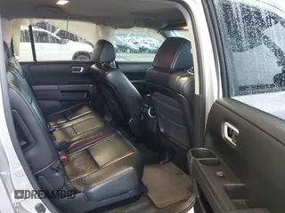 2011 Honda Pilot EX-L with VIN 5FNYF4H56BB057039, listed as a IAAI auction lot 41946647 with 187,783 mi miles. Bid and sale history available at carsss.com. Image 8.