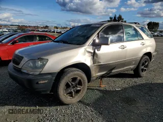 2000 Lexus RX 300 with VIN JT6HF10U5Y0099184, listed as a Copart auction lot 45062055 with 186,980 mi miles and Salvage Title. Bid and sale history available at carsss.com. Image 1.