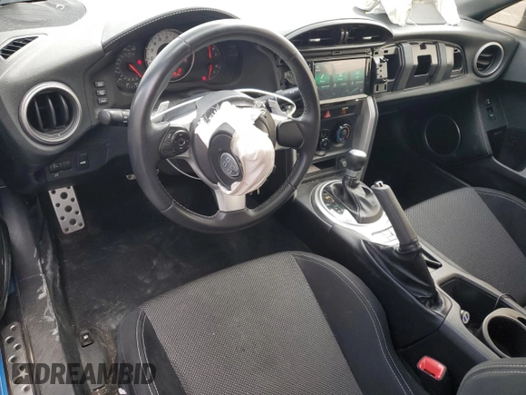 2020 Toyota 86 z VIN JF1ZNAA10L8752508, wystawiony jako Copart lot #54103985 z przebiegiem 67 479 mil mil oraz Szkoda całkowita • Salvage title. Historia ofert i sprzedaży dostępna na DreamBid. Obrazek 8.