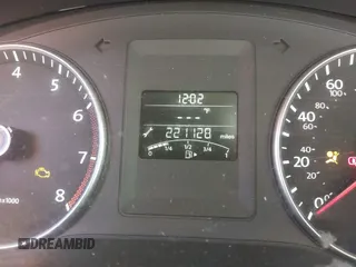 2012 Volkswagen Jetta SE с VIN 3VWDX7AJXCM105012, выставлен на аукционе IAAI как лот 41654667 с пробегом 221 128 миль миль и . История ставок и продаж доступна на DreamBid. Изображение 15.