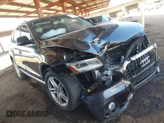 2015 Audi Q5 Premium with VIN WA1CFAFP1FA136866, listed as a IAAI auction lot 41677637 with 1 mi miles. Bid and sale history available at carsss.com. Image 1.