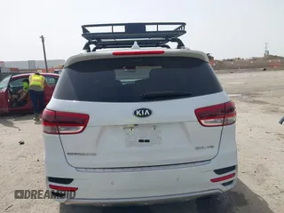 2017 Kia Sorento SX z VIN 5XYPK4A50HG275738, wystawiony jako IAAI lot #41748282 z przebiegiem Nie podano mil oraz . Historia ofert i sprzedaży dostępna na DreamBid. Obrazek 16.