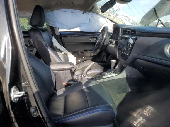 2019 Toyota Corolla L z VIN 2T1BURHE2KC130758, wystawiony jako Copart lot #57262985 z przebiegiem 48 758 mil mil oraz Szkoda całkowita • Salvage title. Historia ofert i sprzedaży dostępna na DreamBid. Obrazek 7.