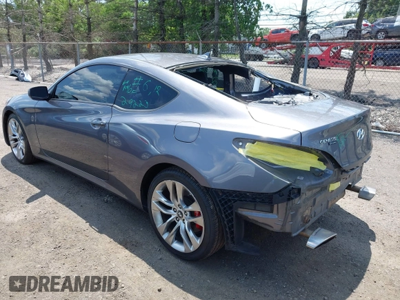 2014 Hyundai Genesis Coupe 2.0T with VIN KMHHT6KD6EU114447, listed as a IAAI auction lot 42561898 with 101,453 mi miles and . Bid and sale history available at DreamBid. Image 3.