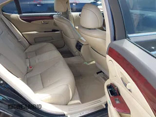 2009 Lexus LS 460 with VIN JTHCL46F195002037, listed as a IAAI auction lot 42331071 with 141,943 mi miles and . Bid and sale history available at DreamBid. Image 8.