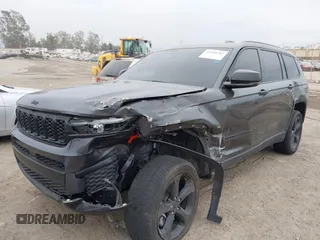 2023 Jeep Grand Cherokee Altitude with VIN 1C4RJJAG1P8902402, listed as a IAAI auction lot 42584202 with 13,913 mi miles and . Bid and sale history available at DreamBid. Image 17.