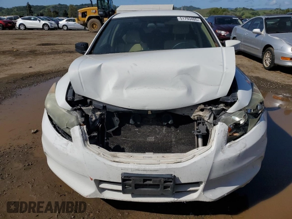 2011 Honda Accord LX z VIN 1HGCP2F30BA061949, wystawiony jako Copart lot #51793405 z przebiegiem Nie podano mil oraz Czysty tytuł • Clean title. Historia ofert i sprzedaży dostępna na DreamBid. Obrazek 5.