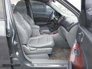 2003 Acura MDX with VIN 2HNYD18253H523303, listed as a IAAI auction lot 41868808 with 190,743 mi miles. Bid and sale history available at carsss.com. Image 5.