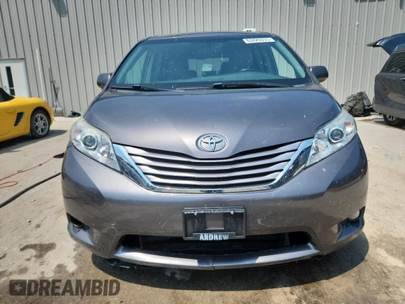 2017 Toyota Sienna XLE Auto Access Seat with VIN 5TDYZ3DC2HS879086, listed as a Copart auction lot 63420055 with 91,918 mi miles and Clean title. Bid and sale history available at DreamBid. Image 5.
