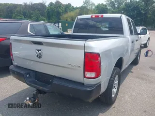 2018 Ram 1500 Tradesman с VIN 1C6RR7FM1JS238310, выставлен на аукционе IAAI как лот 42494212 с пробегом 73 413 миль миль и . История ставок и продаж доступна на DreamBid. Изображение 4.