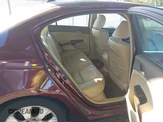 2009 Honda Accord EX-L z VIN 1HGCP26879A201257, wystawiony jako IAAI lot #42103690 z przebiegiem 306 465 mil mil oraz . Historia ofert i sprzedaży dostępna na DreamBid. Obrazek 8.