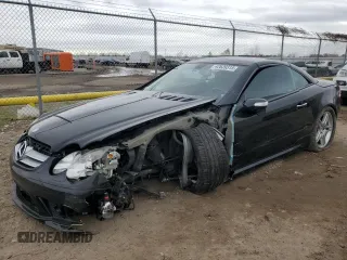 2008 Mercedes-Benz SL 550 z VIN WDBSK71F88F139671, wystawiony jako Copart lot #42639315 z przebiegiem Nie podano mil oraz Szkoda całkowita • Salvage title. Historia ofert i sprzedaży dostępna na DreamBid. Obrazek 1.