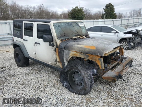2010 Jeep Wrangler Unlimited Rubicon z VIN 1J4HA6H13AL202972, wystawiony jako Copart lot #46494505 z przebiegiem Nie podano mil oraz Szkoda całkowita • Salvage title. Historia ofert i sprzedaży dostępna na DreamBid. Obrazek 4.