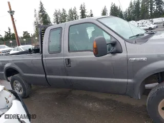 2006 Ford Super Duty F-250 XL with VIN 1FTSX21596EC13616, listed as a IAAI auction lot 41708407 with 193,990 mi miles. Bid and sale history available at carsss.com. Image 12.