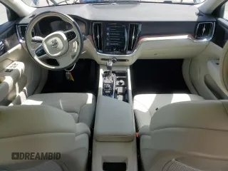 2019 Volvo V60 Momentum z VIN YV1102EK8K1337288, wystawiony jako Copart lot #59759465 z przebiegiem 31 050 mil mil oraz Szkoda całkowita • Salvage title. Historia ofert i sprzedaży dostępna na DreamBid. Obrazek 8.