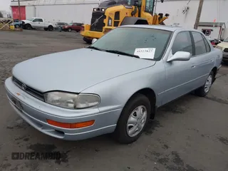 1994 Toyota Camry LE with VIN JT2SK12E2R0207688, listed as a IAAI auction lot 41323827 with 162,680 mi miles. Bid and sale history available at carsss.com. Image 17.