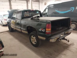 2002 Chevrolet Silverado 1500 LT with VIN 1GCEK19T12E239193, listed as a IAAI auction lot 41778784 with 231,623 mi miles. Bid and sale history available at carsss.com. Image 3.