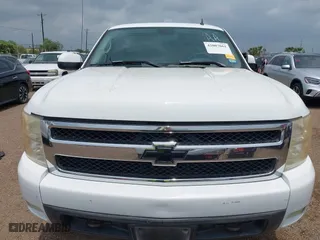 2007 Chevrolet Silverado 1500 LT w/1LT with VIN 3GCEK13387G506628, listed as a IAAI auction lot 42087661 with 270,119 mi miles. Bid and sale history available at carsss.com. Image 11.