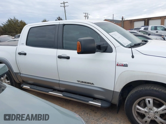 2007 Toyota Tundra SR5 with VIN 5TBDV54117S489964, listed as a IAAI auction lot 41426476 with 217,606 mi miles. Bid and sale history available at carsss.com. Image 13.