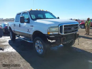 2002 Ford Super Duty F-250 XL with VIN 1FTNW21F12EC15248, listed as a IAAI auction lot 41409786 with 268,948 mi miles. Bid and sale history available at carsss.com. Image 1.