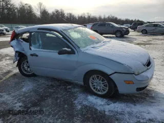2005 Ford Focus S with VIN 3FAFP31NX5R144489, listed as a Copart auction lot 52928715 with Not Provided miles and Non Repairable. Bid and sale history available at carsss.com. Image 4.